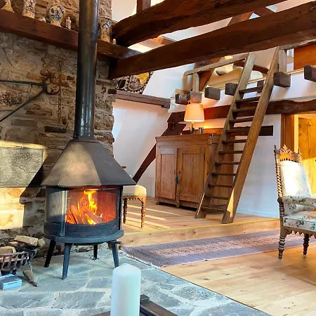 Burg Maisonette Im Posthalterhof Mit Sauna Blankenheim  Esterno foto